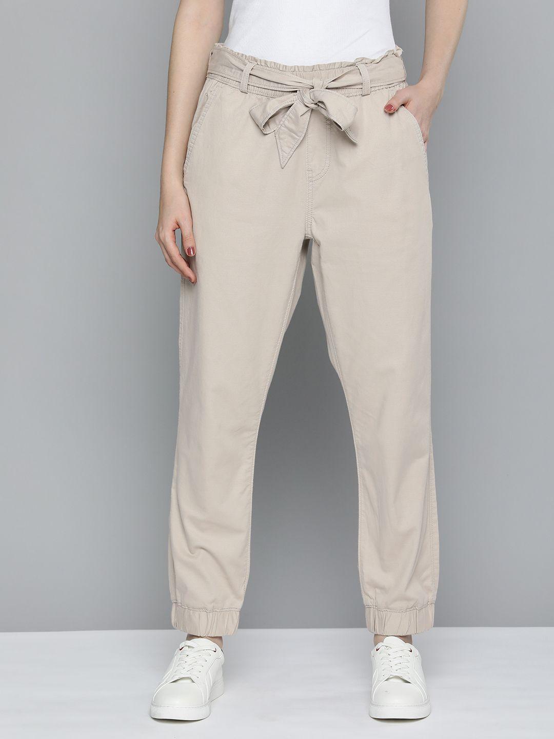 Levis Women High Rise Joggers Trousers Comes With A Fabric Belt