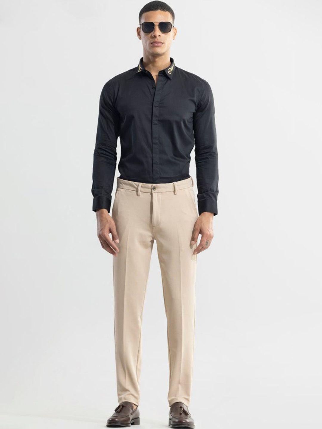 snitch-men-cream-coloured-slim-fit-mid-rise-chinos-trousers