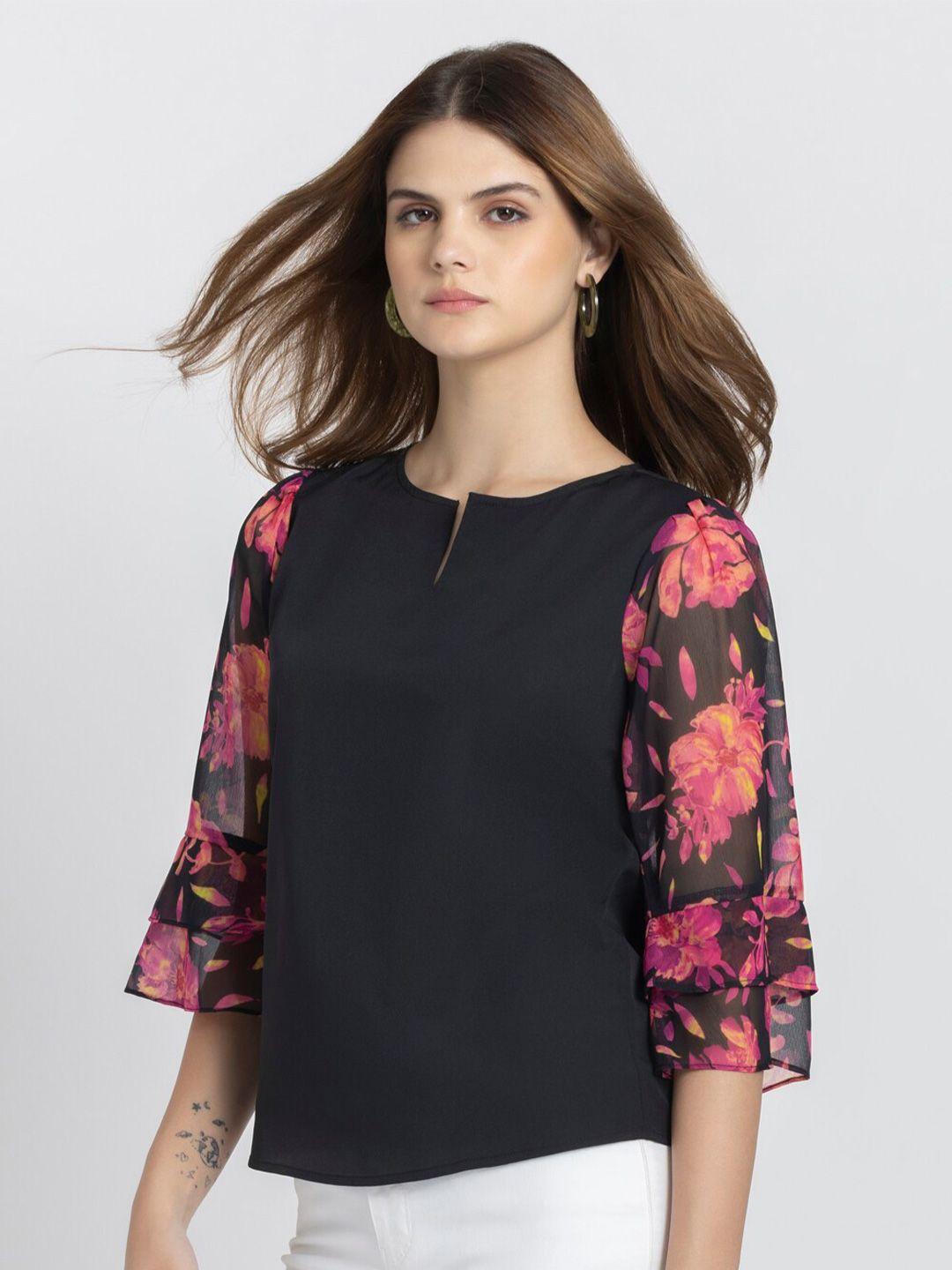 shaye-floral-flared-sleeve-casual-top