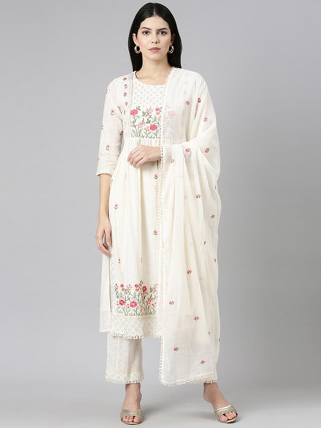 JAPNAAM Floral Embroidered Regular Thread Work Kurta with Trousers & With Dupatta