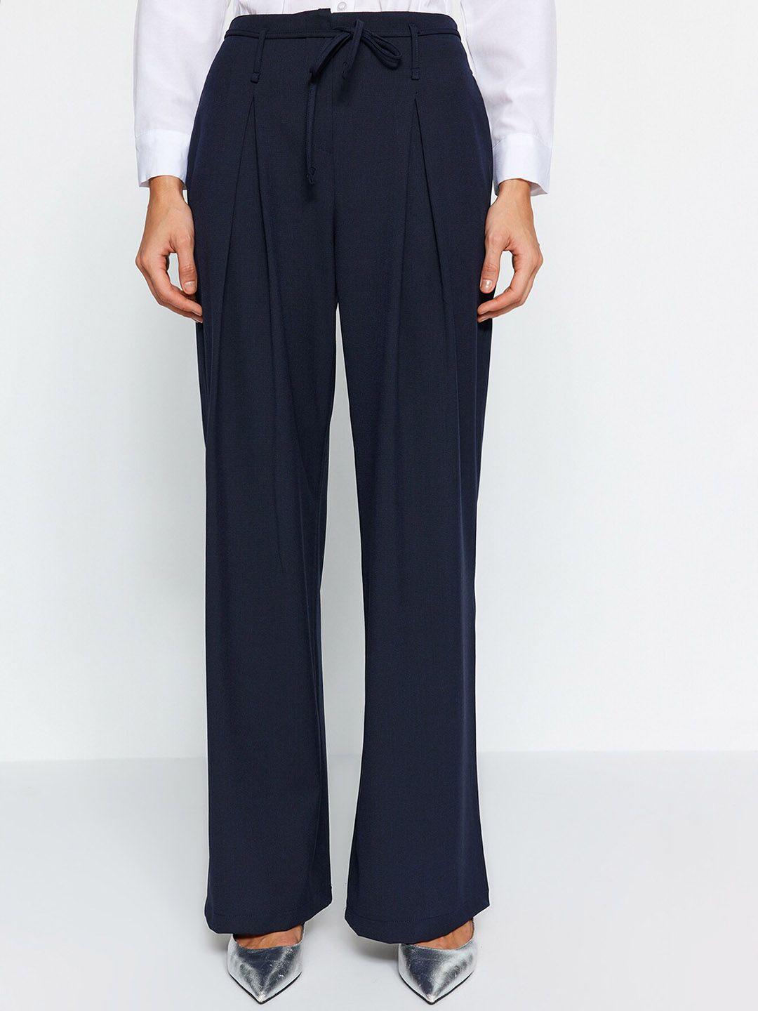 trendyol-women-high-rise-pleated-loose-fit-bootcut-trouser