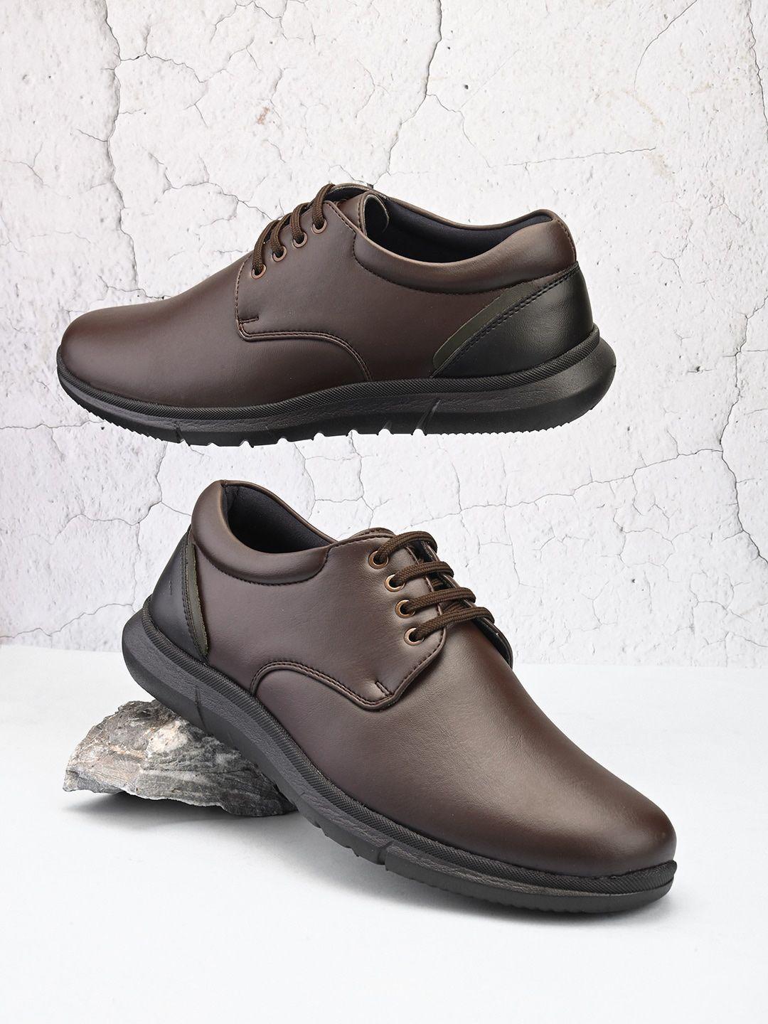 The Roadster Lifestyle Co Men Casual Derbys