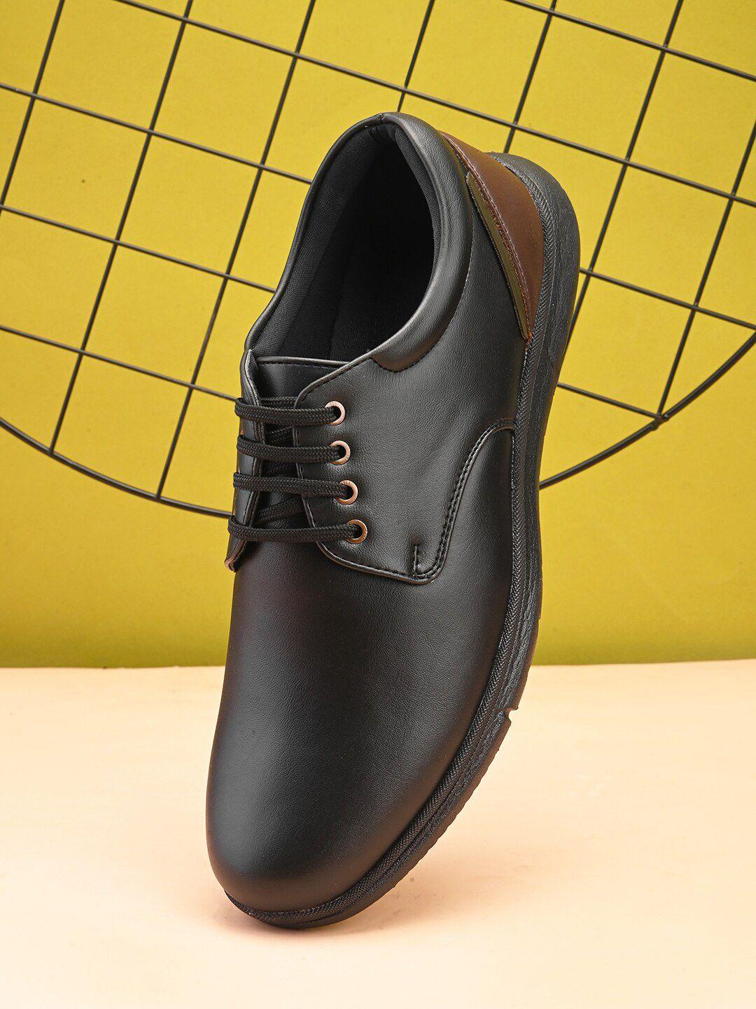 The Roadster Lifestyle Co Men Casual Derbys