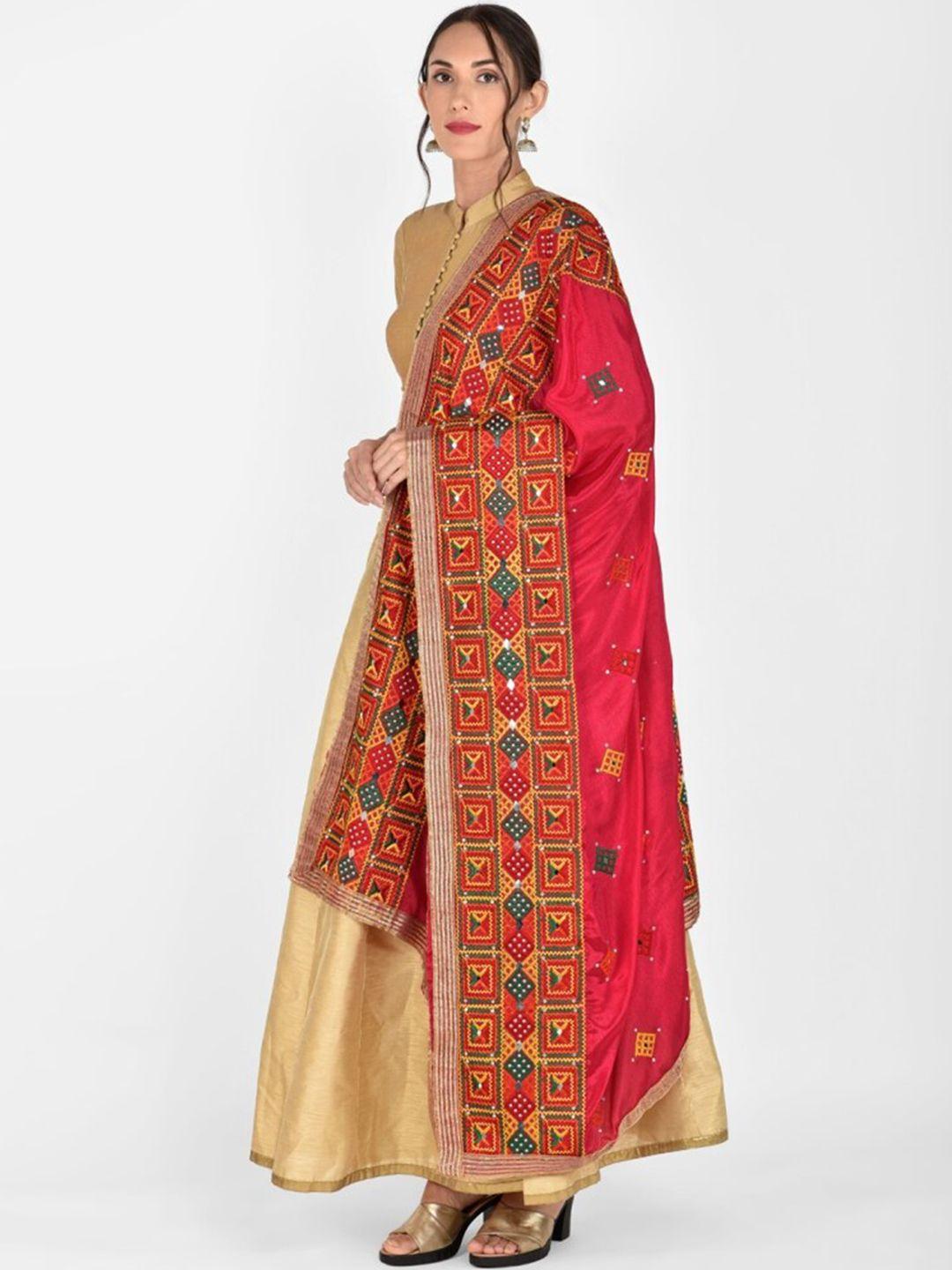 dupatta-bazaar-pink-&-yellow-embroidered-dupatta-with-phulkari