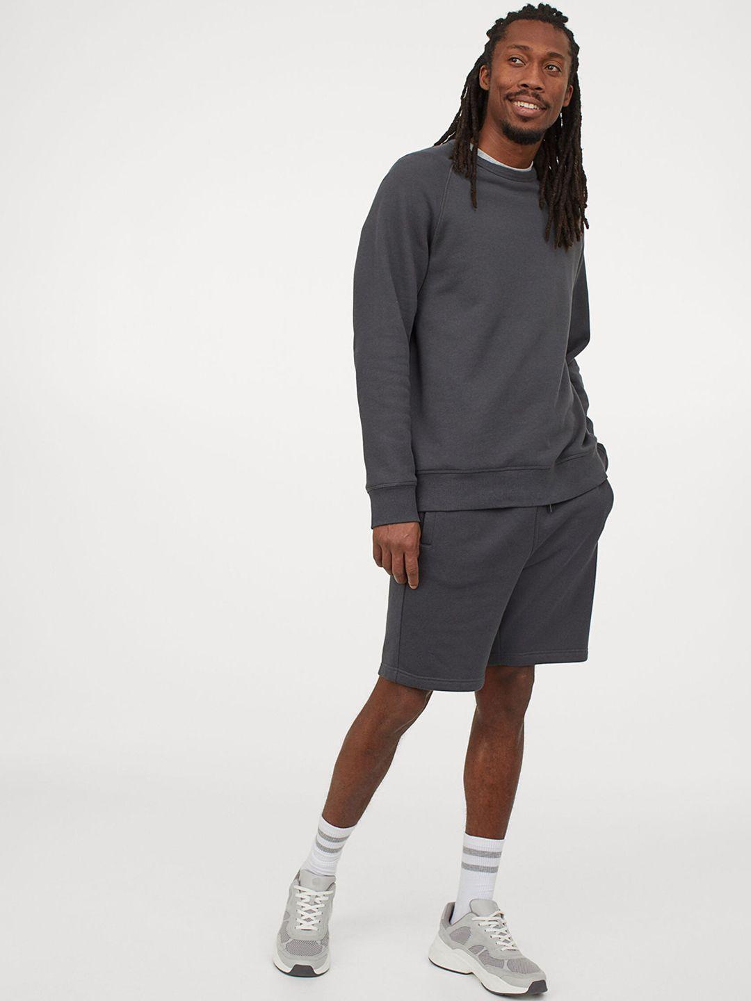 H&M Men Grey Solid Regular Fit Sweatshirt Shorts