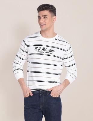 crew-neck-horizontal-stripe-sweater