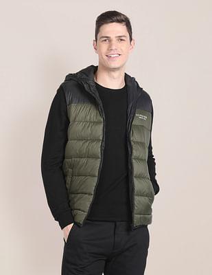 sleeveless-hooded-puffer-jacket