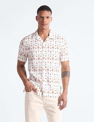 motif-print-seersucker-relaxed-shirt