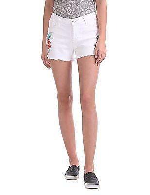 Contrast Embroidery Denim Shorts