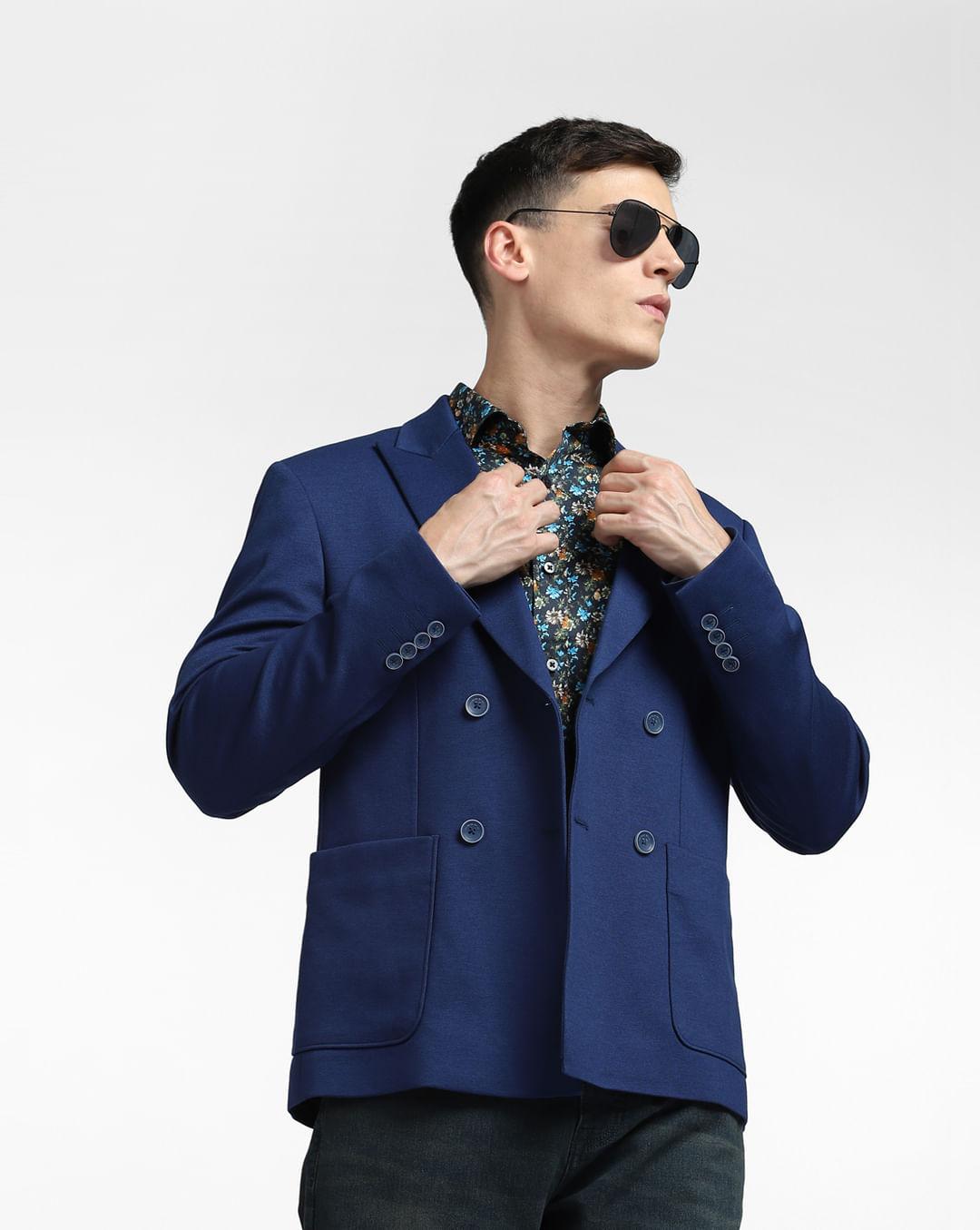 navy-blue-tailored-blazer