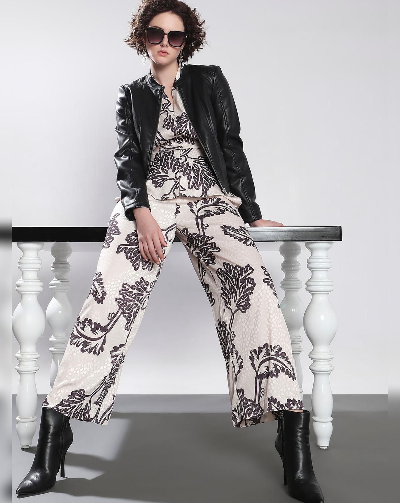 off-white-mid-rise-abstract-print-pants