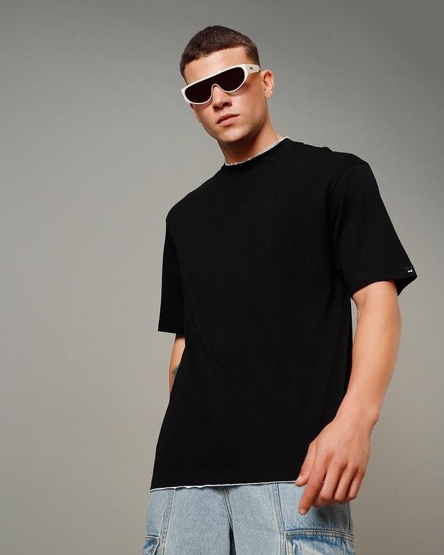 men's-black-oversized-t-shirt
