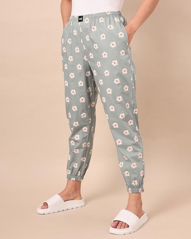 women's-green-all-over-floral-printed-pyjamas