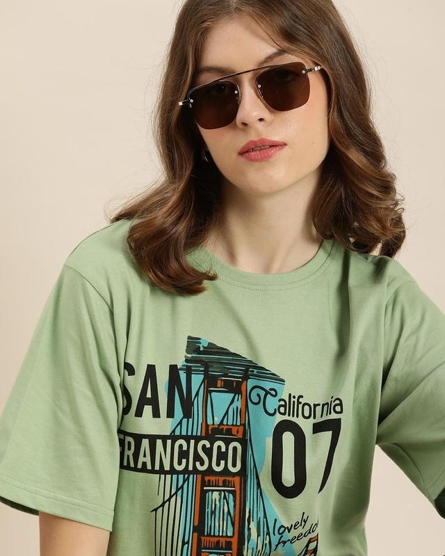 Women's Green Graphic Printed Relaxed Fit T-shirt