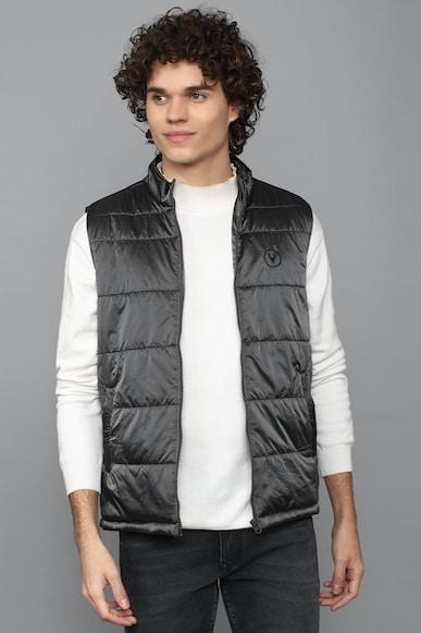 men-grey-textured-sleeveless-casual-jacket