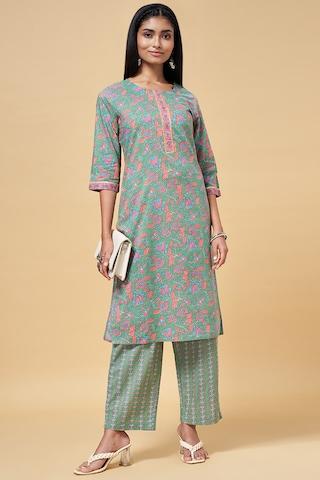 Green Printed Ethnic Round Neck 3/4th Sleeves Knee Length Women Regular Fit Kurta Pant Set