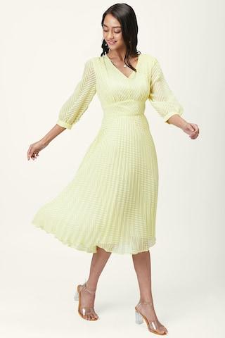 Light Yellow Self Design V Neck Casual Calf-Length 3/4th Sleeves Women Slim Fit Dress