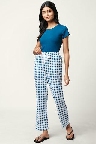 Medium Blue Check Mid Rise Sleepwear Women Regular Fit Pyjamas