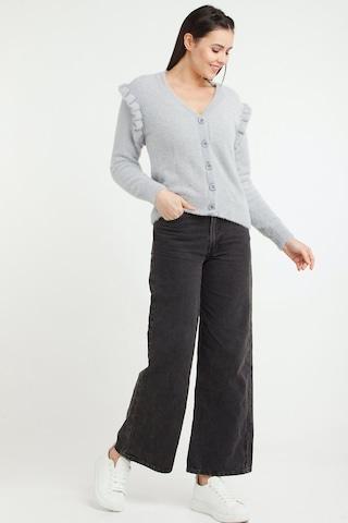 light-grey-solid-casual-full-sleeves-v-neck-women-regular-fit-sweater