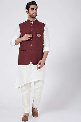 maroon-motifs-textured-bundi-jacket