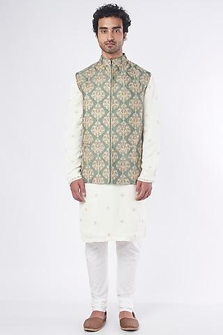 mehndi-green-silk-embroidered-bundi-jacket