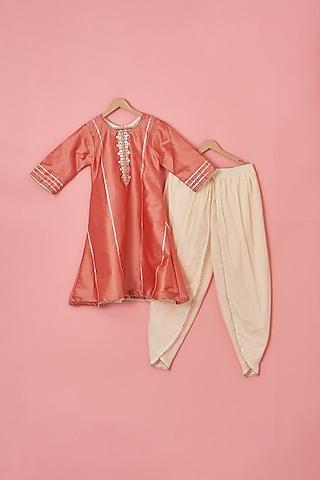 Peach Taffeta & Cambric Cotton Gota Lace Embroidered Kurta Set For Girls