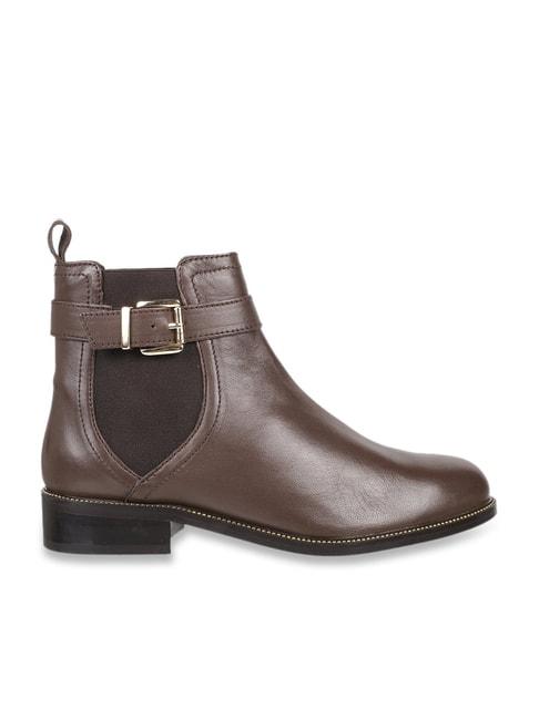 mochi-women's-brown-chelsea-boots