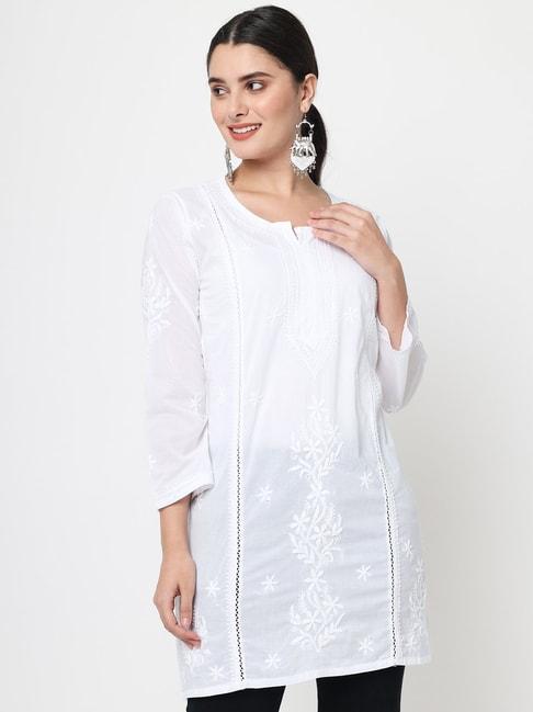 paramount-chikan-white-cotton-embroidered-a-line-kurti