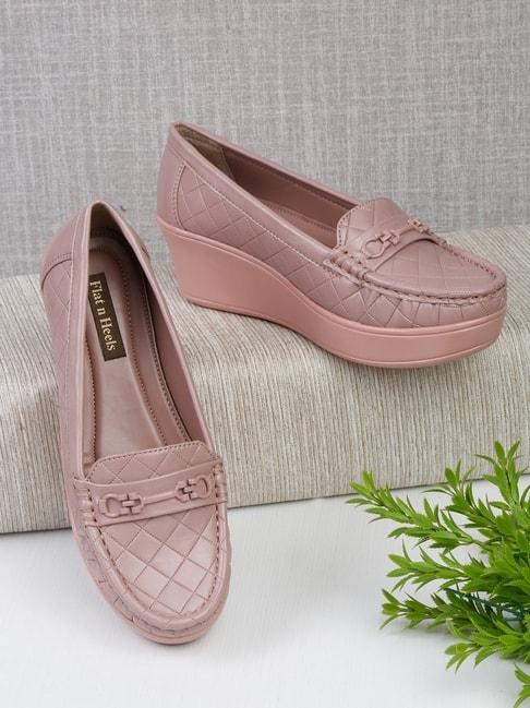 Flat N Heels Women's Pink Wedge Loafers
