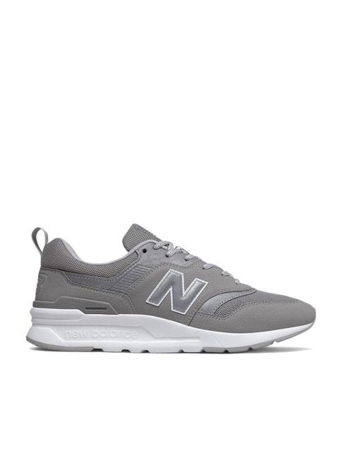 New Balance Men's Grey Running Shoes
