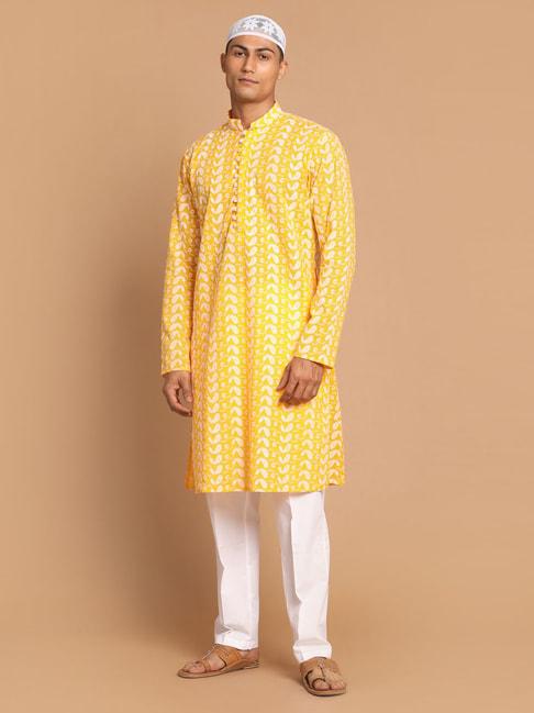 VASTRAMAY Yellow & White Regular Fit Cotton Kurta & Pants With Prayer Cap
