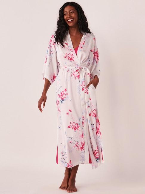la-vie-en-rose-white-printed-robe