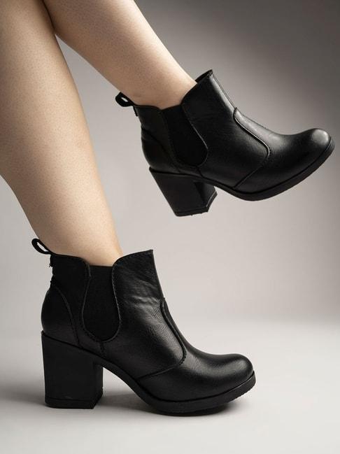shoetopia-women's-black-chelsea-boots