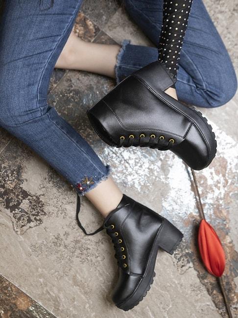 shoetopia-women's-black-derby-boots