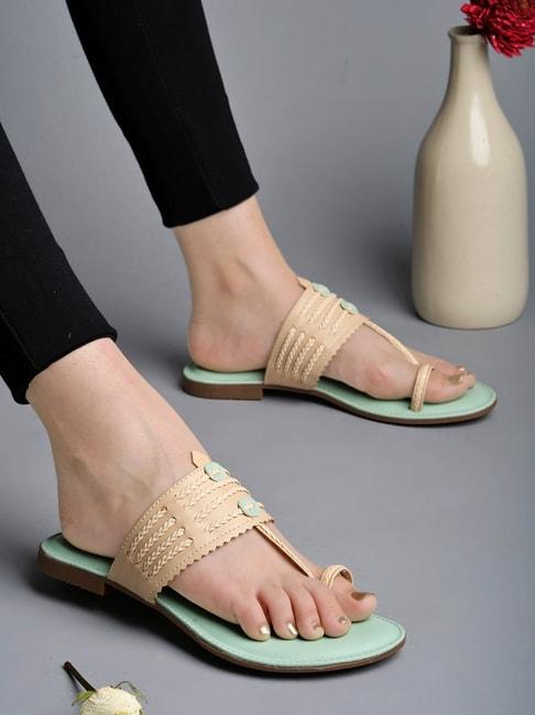 Shoetopia Women's Green Kolhapuri Sandals