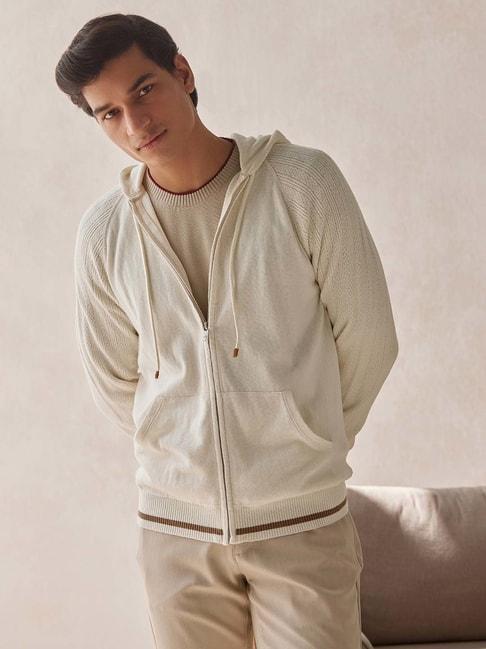 andamen-off-white-regular-fit-self-design-hooded-sweatshirt