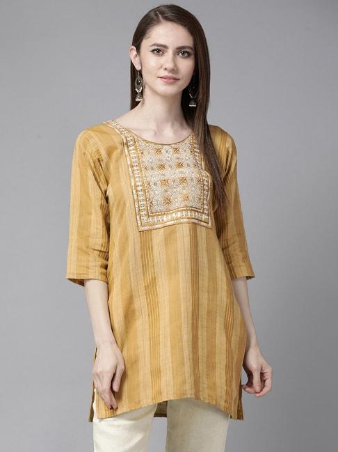 Aarika Yellow Cotton Embroidered Straight Kurti