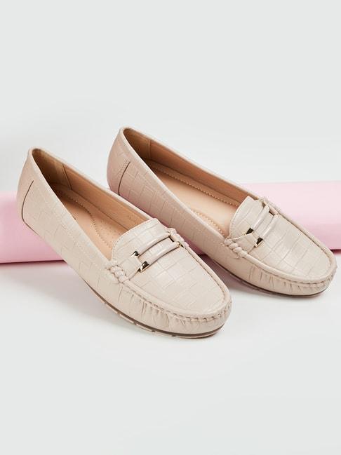 Code by Lifestyle Women's Beige Casual Loafers
