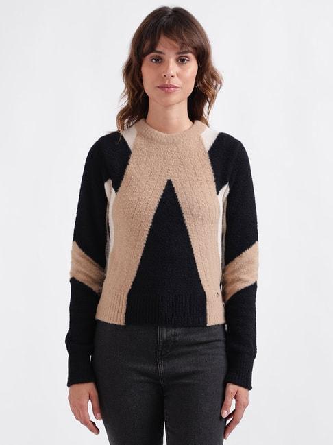 iconic-black-&-beige-color-block-sweater