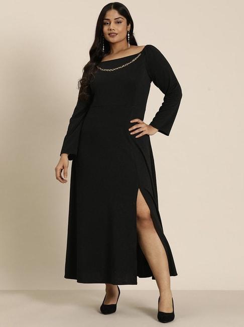 Qurvii + Black Maxi Dress