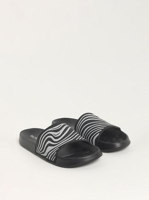 soleplay-by-westside-black-patterned-slides