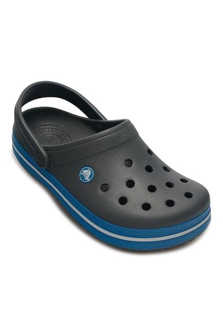 crocs-unisex-dark-grey-&-blue-back-strap-clogs