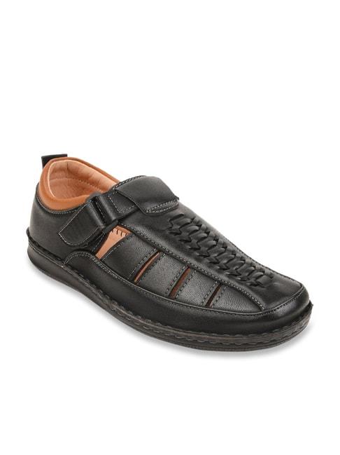 Regal Men's Black Fisherman Sandals