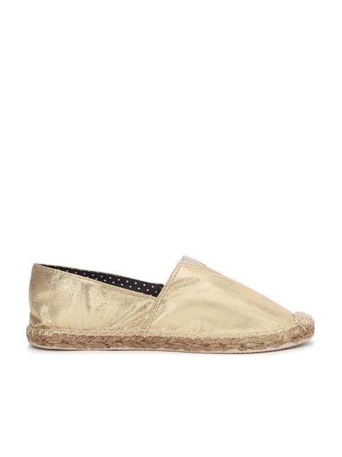 forever-21-women's-golden-casual-shoes
