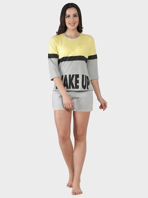 N-Gal Yellow Graphic Print T-Shirt with Shorts
