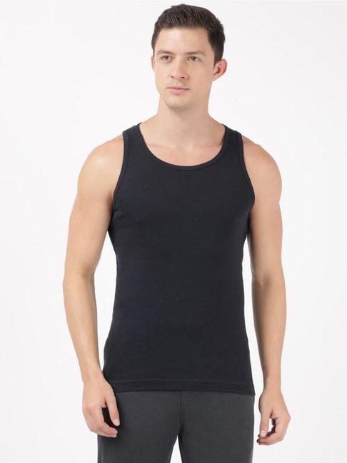 jockey-fp04-black-super-combed-cotton-rib-sleeveless-vest-with-extended-length-for-easy-tuck