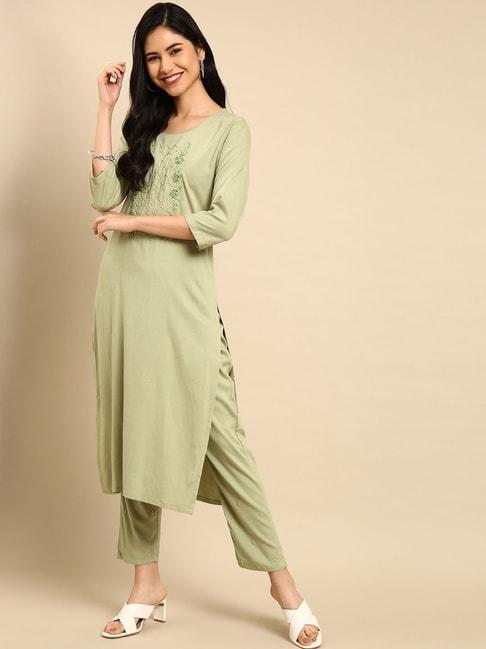 SHOWOFF Green Embroidered Straight Calf Length Kurta With Pants