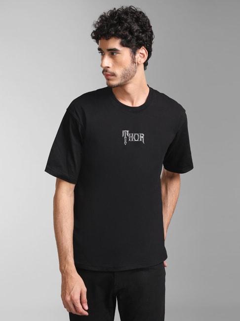 kazo-black-regular-fit-printed-crew-t-shirt