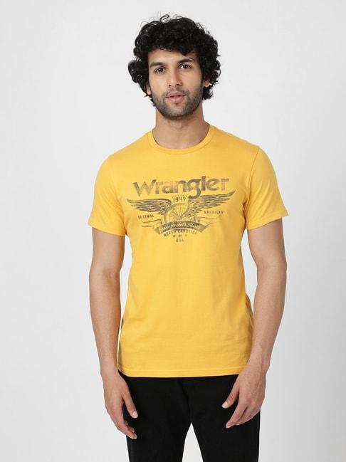 wrangler-golden-yellow-cotton-regular-fit-printed-t-shirt
