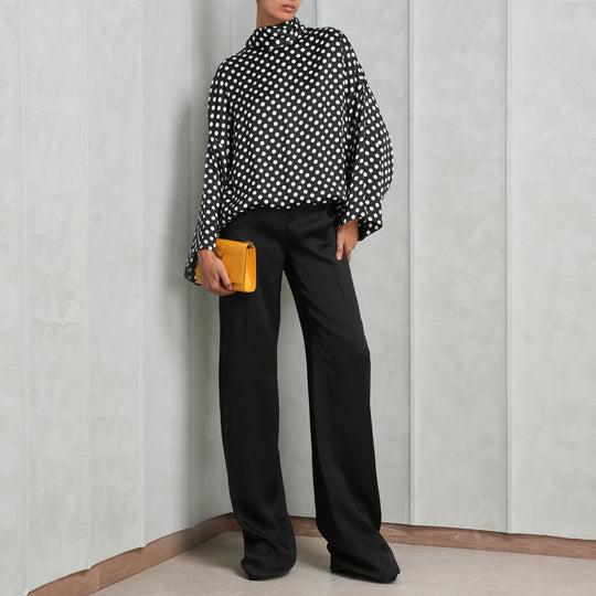 polka-dotted-blouse
